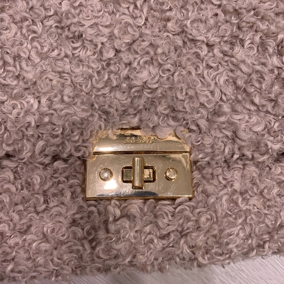 Also sherpa bag - Picture 4 of 13